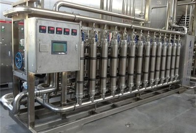 恒泰環(huán)保圖、洛陽成套水處理設備、成套水處理設備